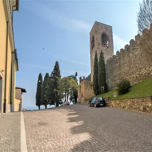 Gardappartamenti Castle Bell Appartamento Moniga del Garda